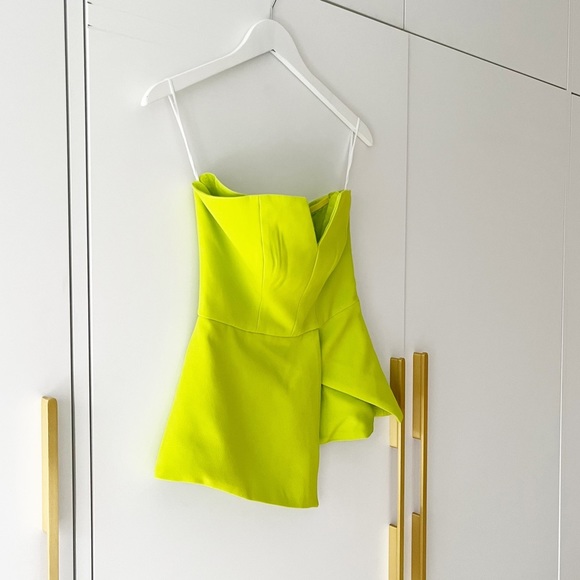 Finders Keepers Lime Green Asymmetrical Strapless Blouse - Picture 2 of 5